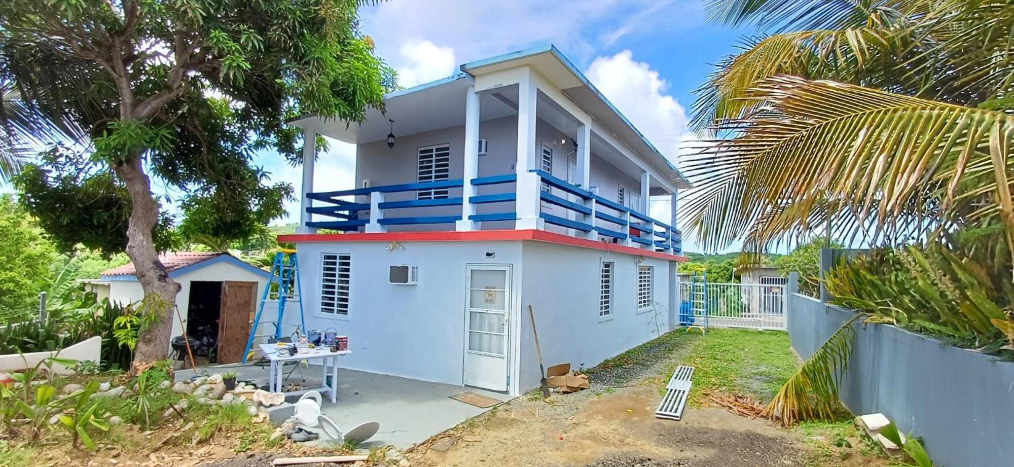 Rooster Run Glamping Camping Has Rooftop And Off The Ground Glamping Experience For 1 To 16 In A Single Tent And Views Of The Rain Forrest And To Culebra Across The Atlantic Ocean W Tents, Linens, Deluxe Air Beds, Warm Shower And More At A Great Pric В'єкес Екстер'єр фото