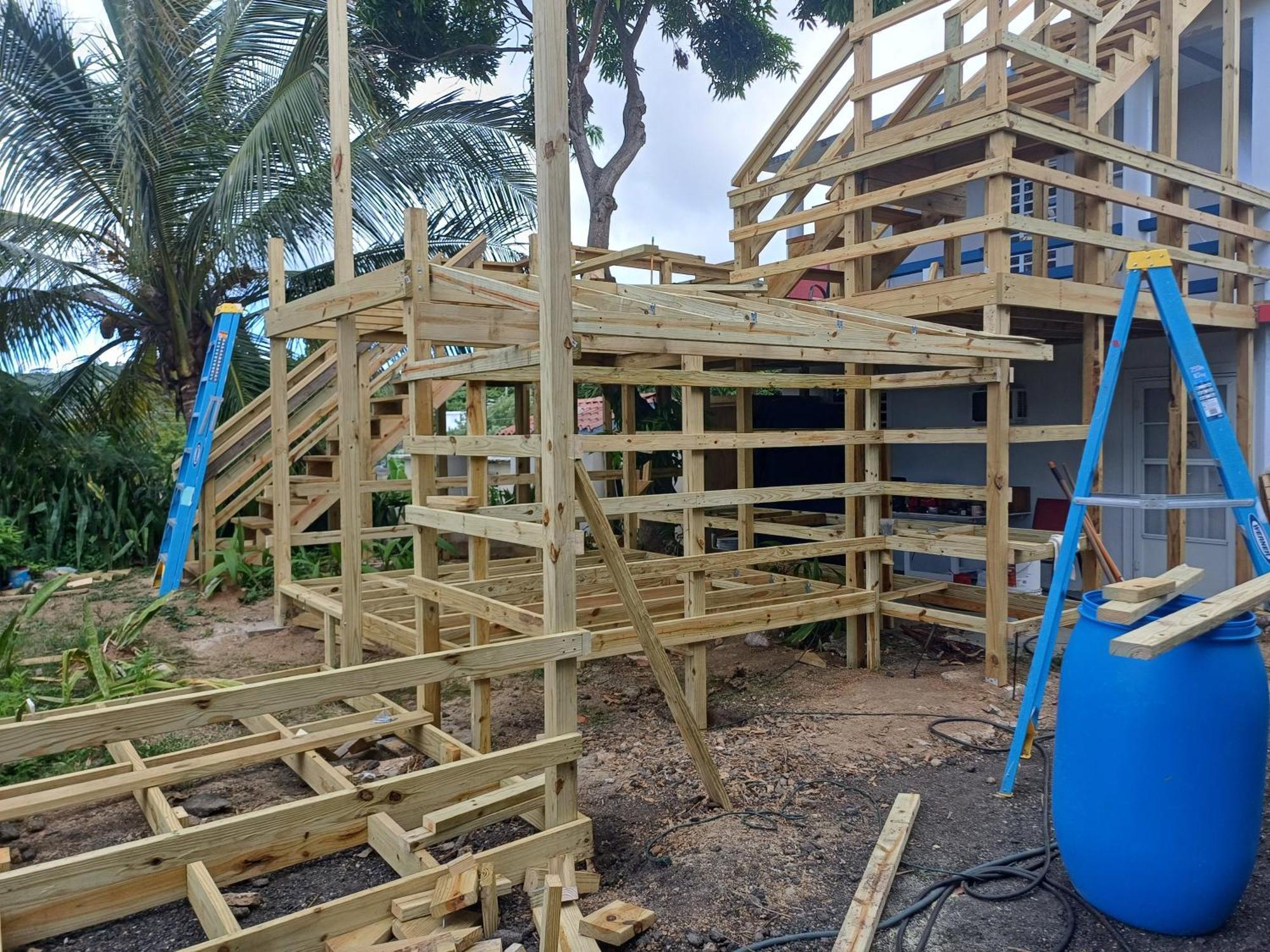 Rooster Run Glamping Camping Has Rooftop And Off The Ground Glamping Experience For 1 To 16 In A Single Tent And Views Of The Rain Forrest And To Culebra Across The Atlantic Ocean W Tents, Linens, Deluxe Air Beds, Warm Shower And More At A Great Pric В'єкес Екстер'єр фото